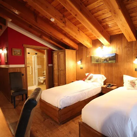 Hotel Meynet 2*
